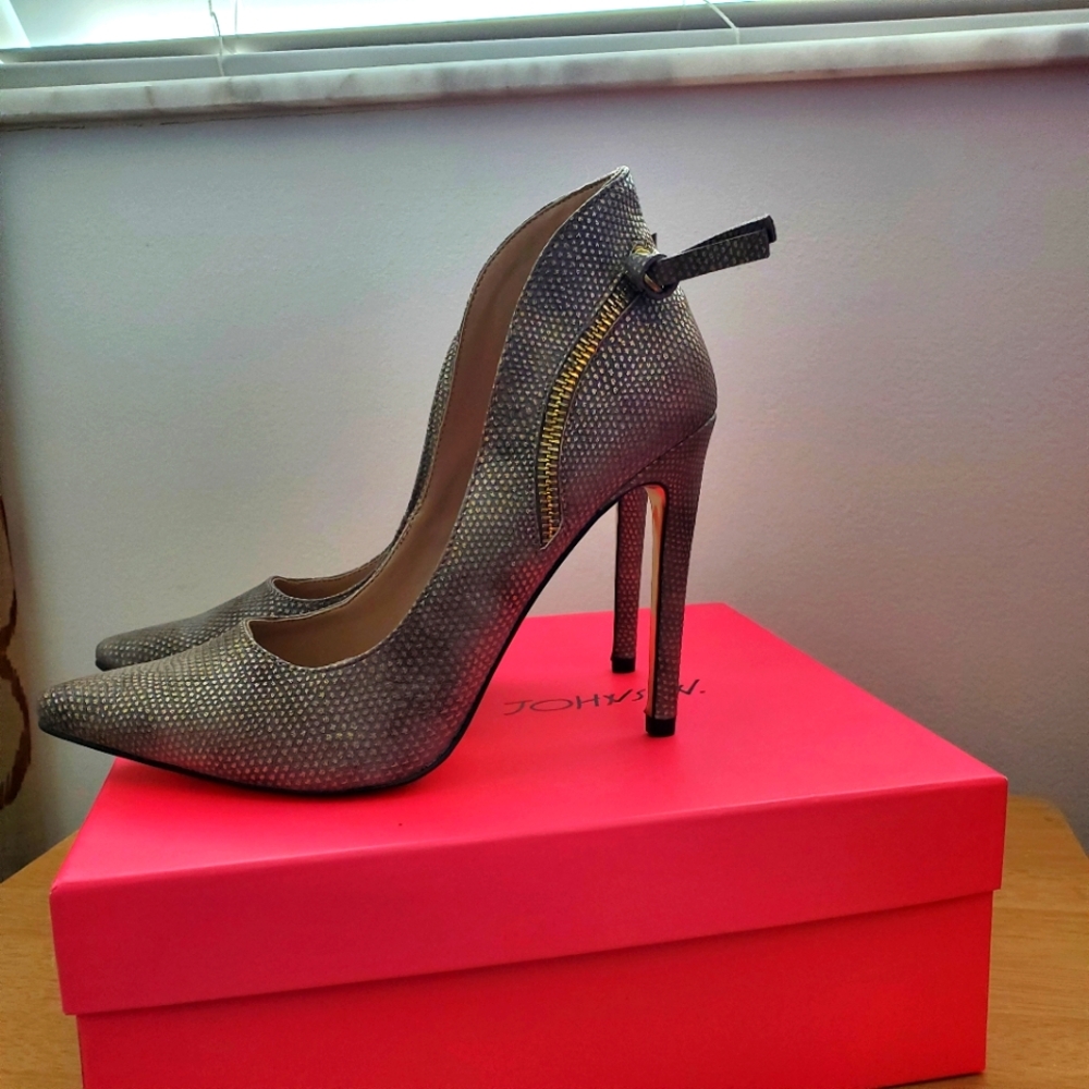 Johnston & Murphy Gray High Heels